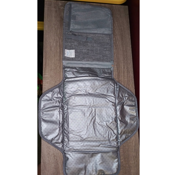 YazzyBoa Heather Gray Portable / Travel Polyester / Foam Baby Changing Pad - Picture 3 of 5